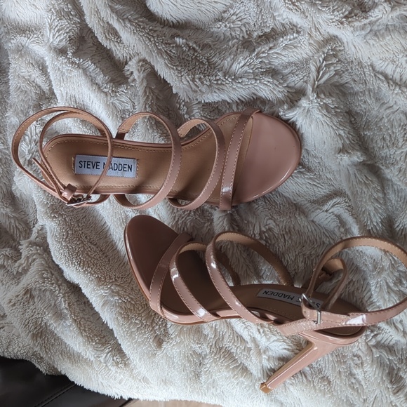 Steve Madden blush pink ankle strap Heels - Picture 7 of 8